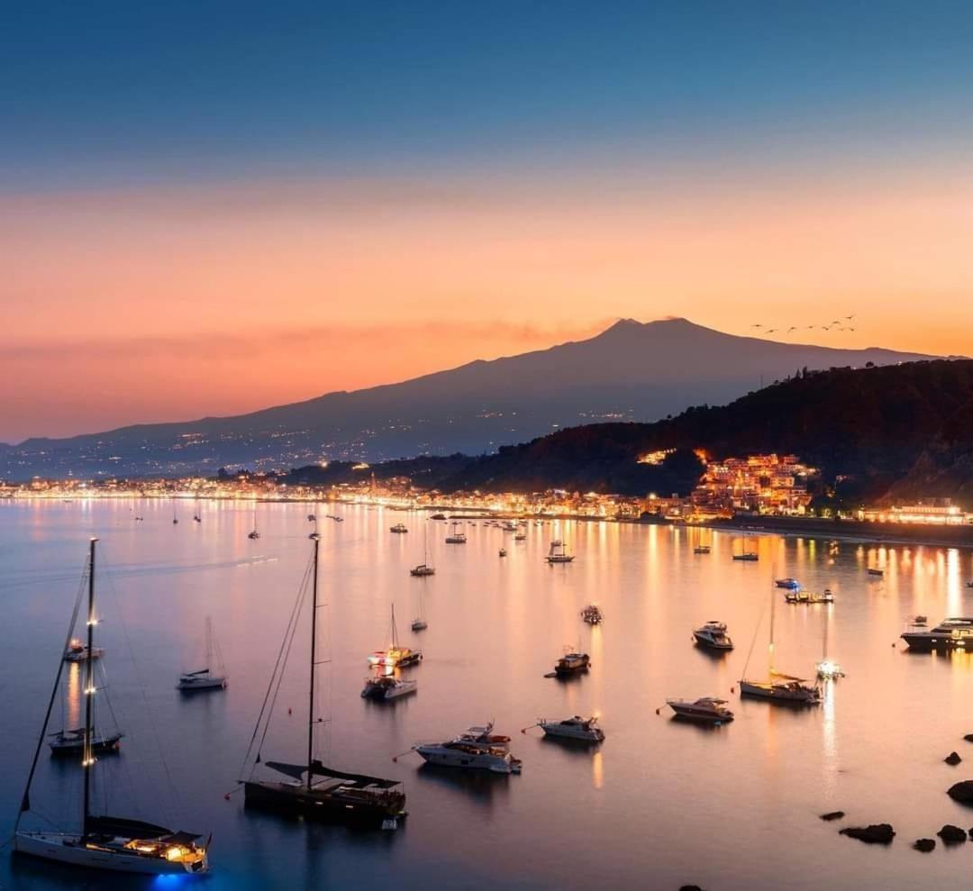 Simply Home Catania Bagian luar foto